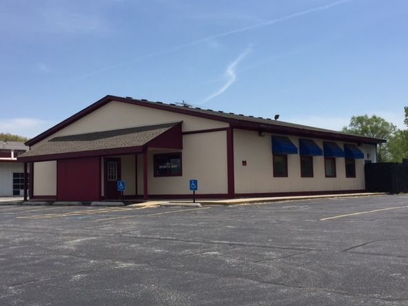 Stadium Sports Bar: 1468 Joliet St., Dyer, IN 46311